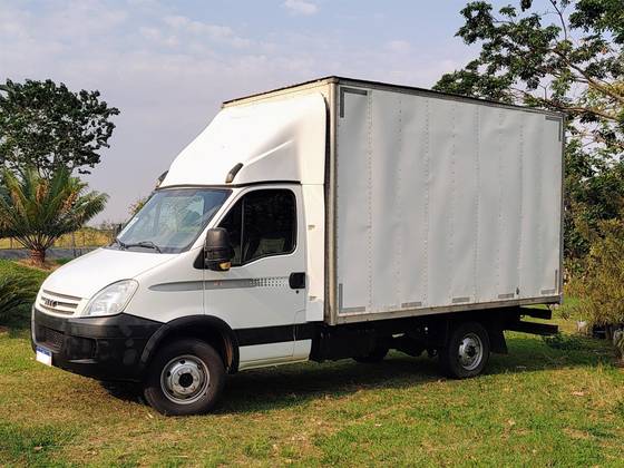 IVECO DAILY 35S14 CHASSI CABINE TURBO INTERCOOLER DIESEL 2P MANUAL